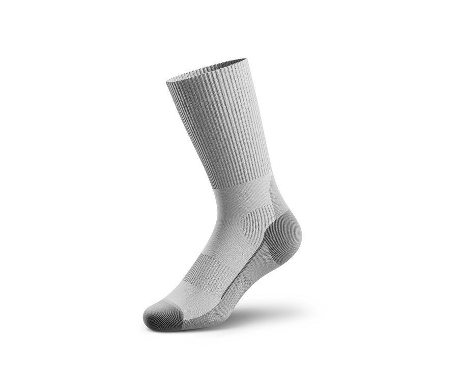 Eine graue Outdoor-Socke, 1 Paar.