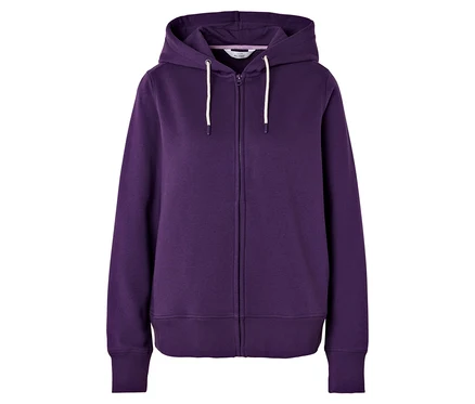 Lila Kapuzenjacke mit Reißverschluss.