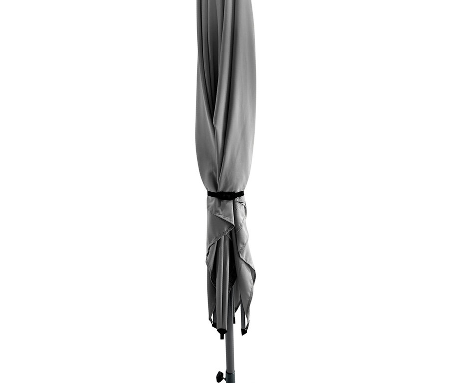 Zusammengefalteter anthrazitfarbener Leco Marktschirm 250 x 250 cm inklusive Abdeckhaube.
