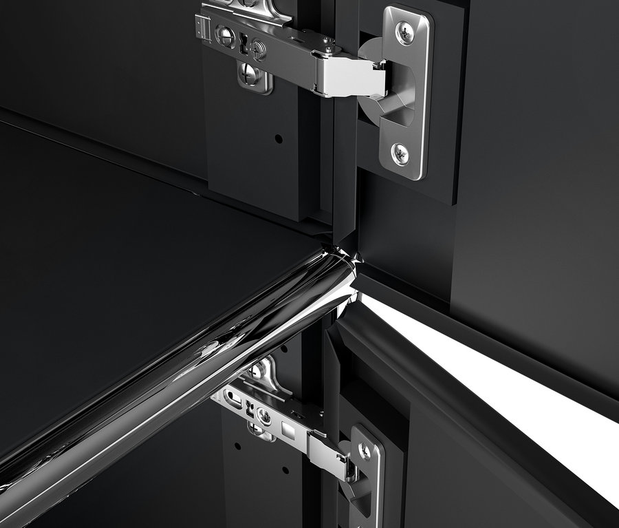 Detailansicht eines schwarzen Rollcontainers »CN3« aus Metall mit 3 Türen.