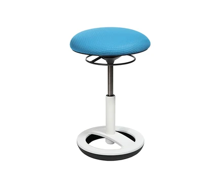 Blauer Topstar Hocker »Sitness Bob« vor weißem Hintergrund.