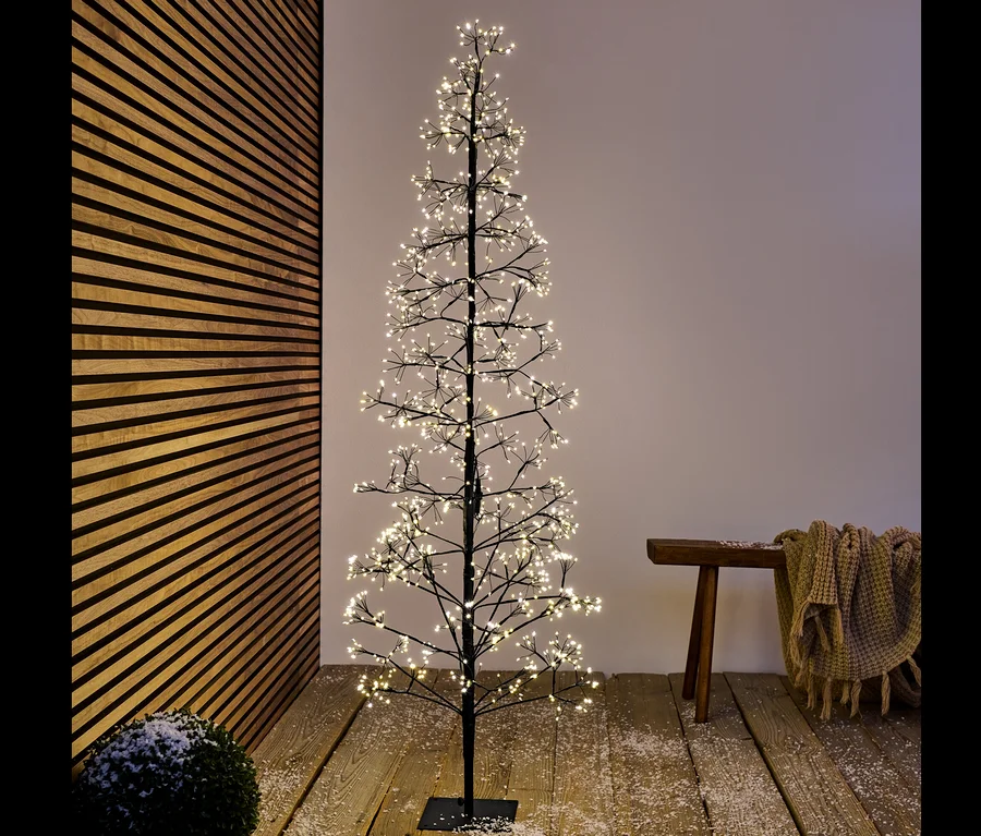 Faltbarer LED-Baum, groß bei Tchibo kaufen