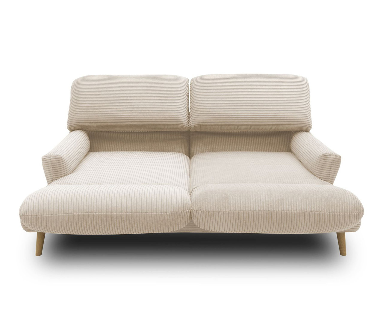 Cremefarbenes DOMO 2-Sitzer-Sofa »FuAR« mit Holzbeinen.