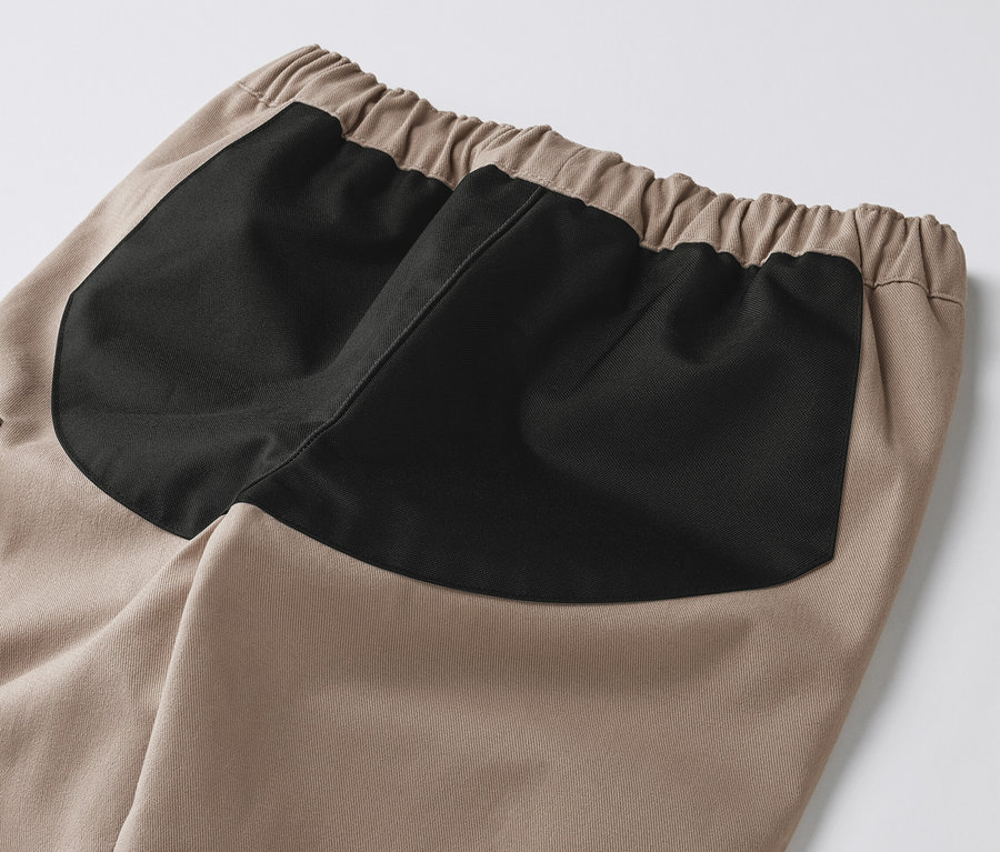 Detail einer Kinder-Outdoorhose.