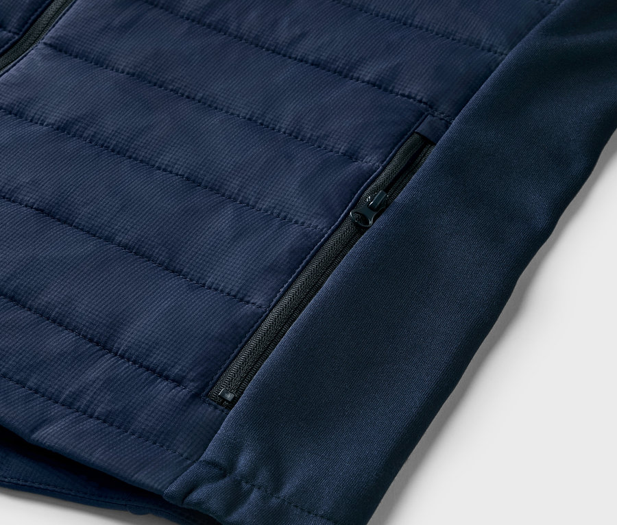 Detailansicht einer Thermo-Steppweste.