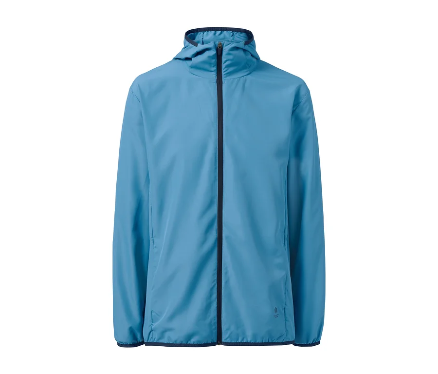 Eine blaue Funktionsjacke, packable, mit Kapuze und Reißverschluss.