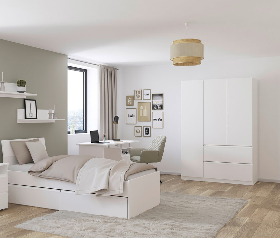 Schlafzimmer mit weißem Bett, Nachttisch, Regalen und rauch Drehtürenschrank 3-türig »Joel«.