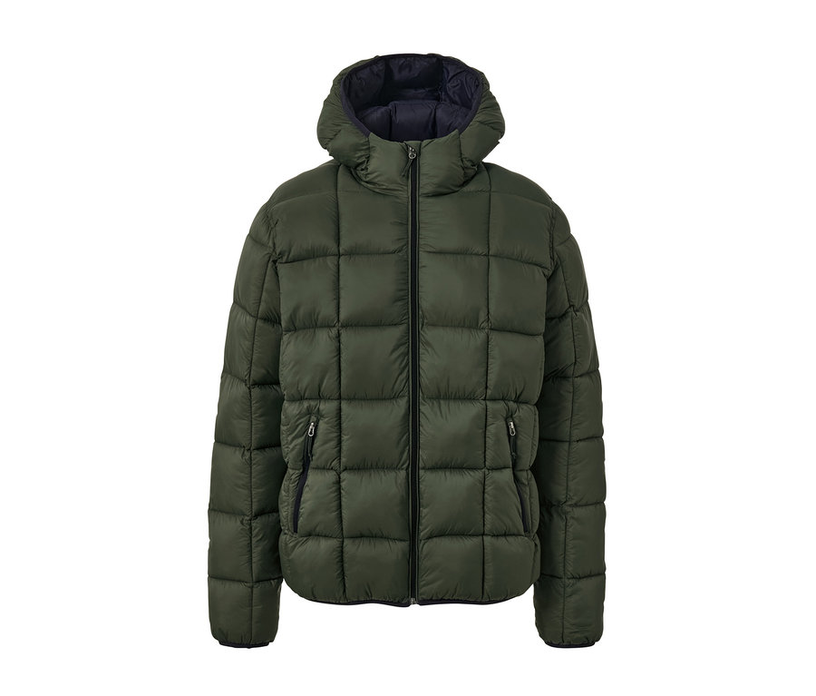 Khakifarbene Steppjacke.