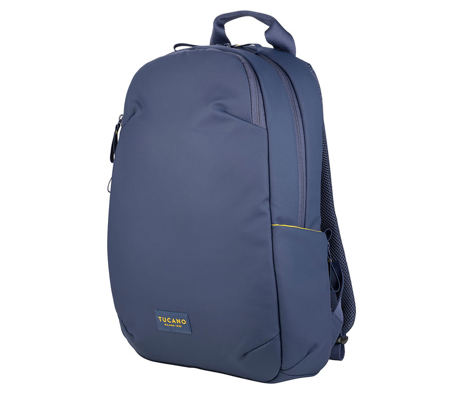 Blauer TUCANO Rucksack im Studio-Setup.