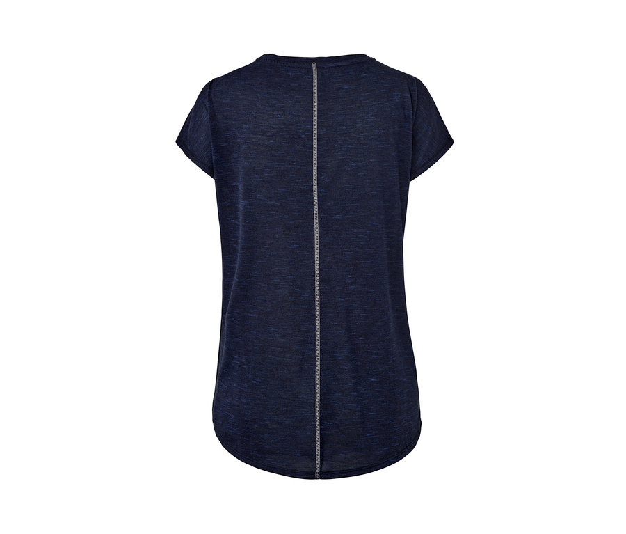 Blaues Sportshirt.