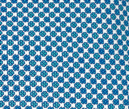 Detailaufnahme einer 7/8-Stretchhose mit Alloverprint.