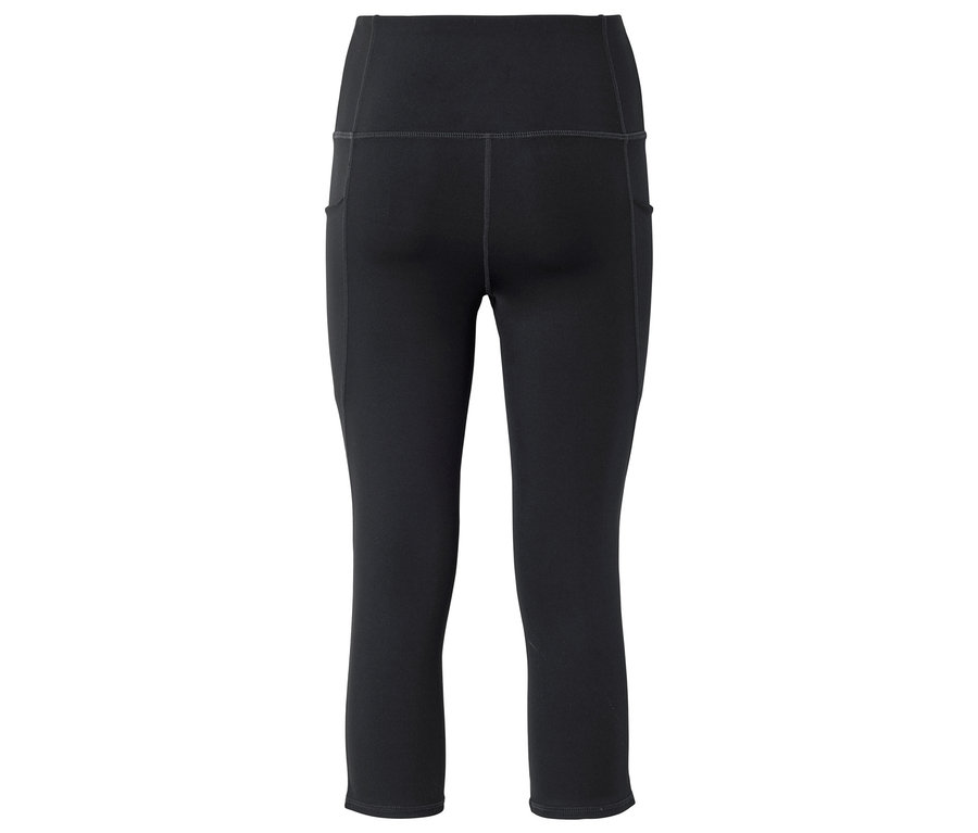 Schwarze Capri-Leggings mit hoher Taille und Seitentaschen.