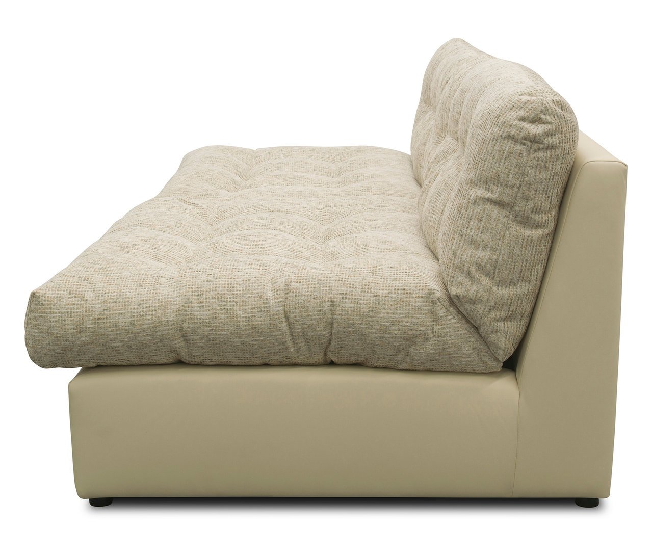 Beiges DOMO Sofa »800 026«, Bigsofa von der Seite.