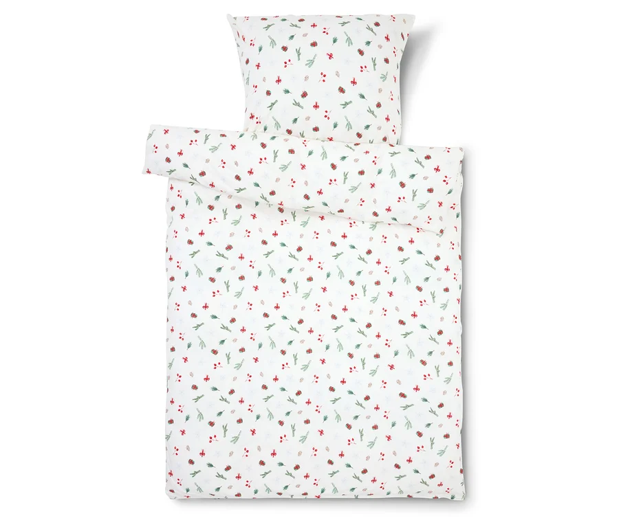 Weiße Bettwäsche mit roten Beeren und grünen Blättern.