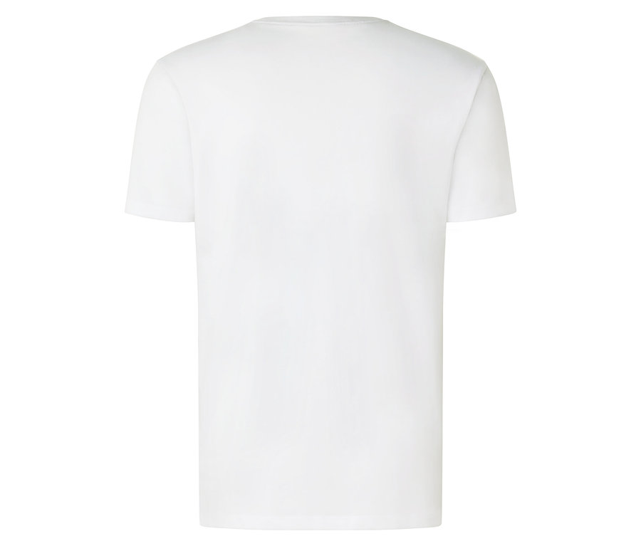 Nahaufnahme eines einfachen, weißen T-Shirts.