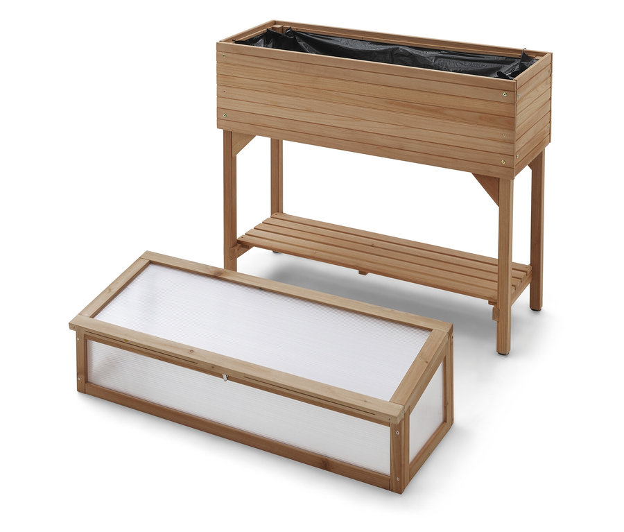 Ein hölzernes Hochbeet mit einer Pflanzkiste auf Beinen und einem Gewächshaus mit transparentem Deckel.