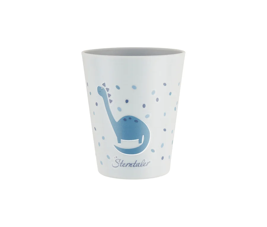 Hellblauer Becher mit einem blauen Dinosaurier-Motiv, blauen Punkten und dem Schriftzug "Sterntaler".