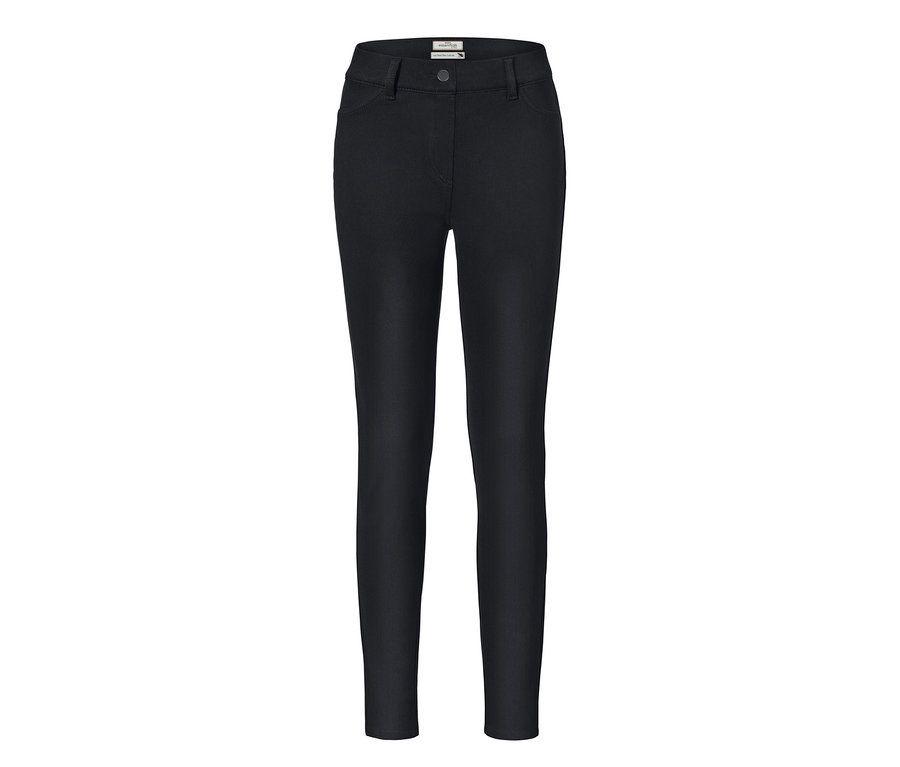 Schwarze Jeggings.