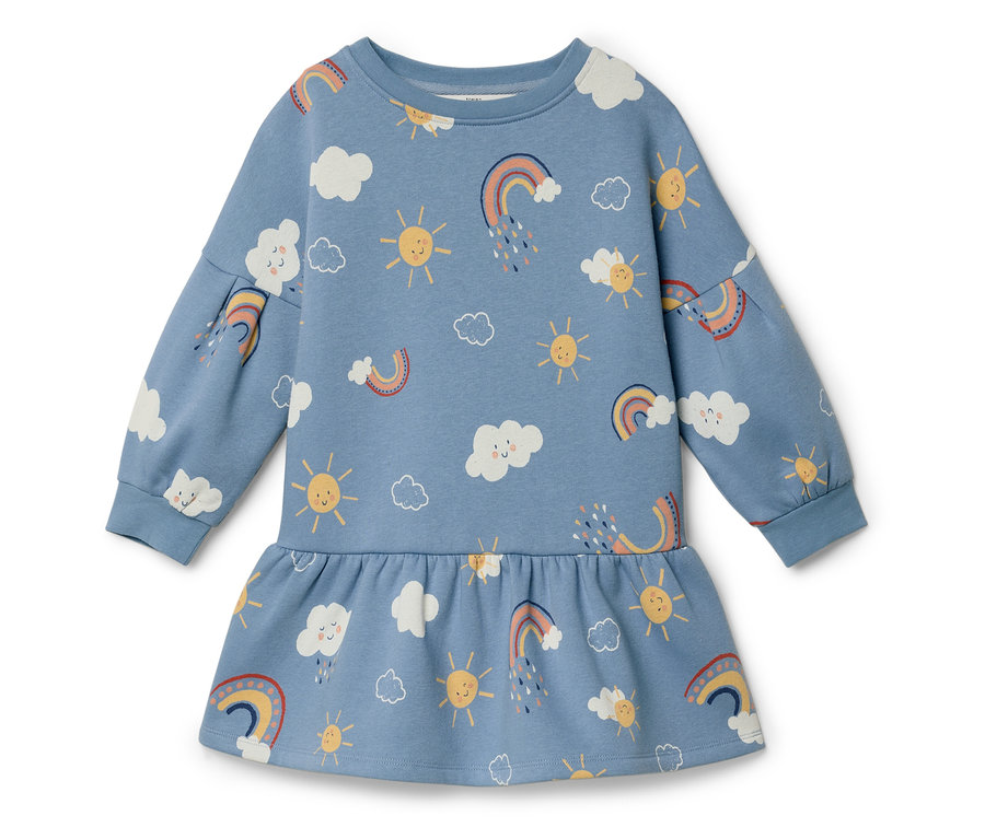 Blaues Kinderkleid mit Allover-Muster aus Wolken, Regenbögen und Sonnen.