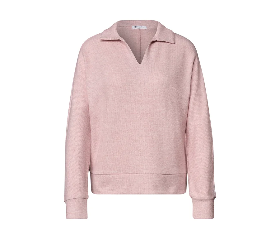 Rosa Street One Poloshirt mit langen Ärmeln, V-Ausschnitt und Polokragen.