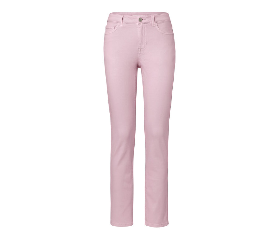 Rosafarbene Jeans – Fit »Emma« auf weißem Hintergrund.