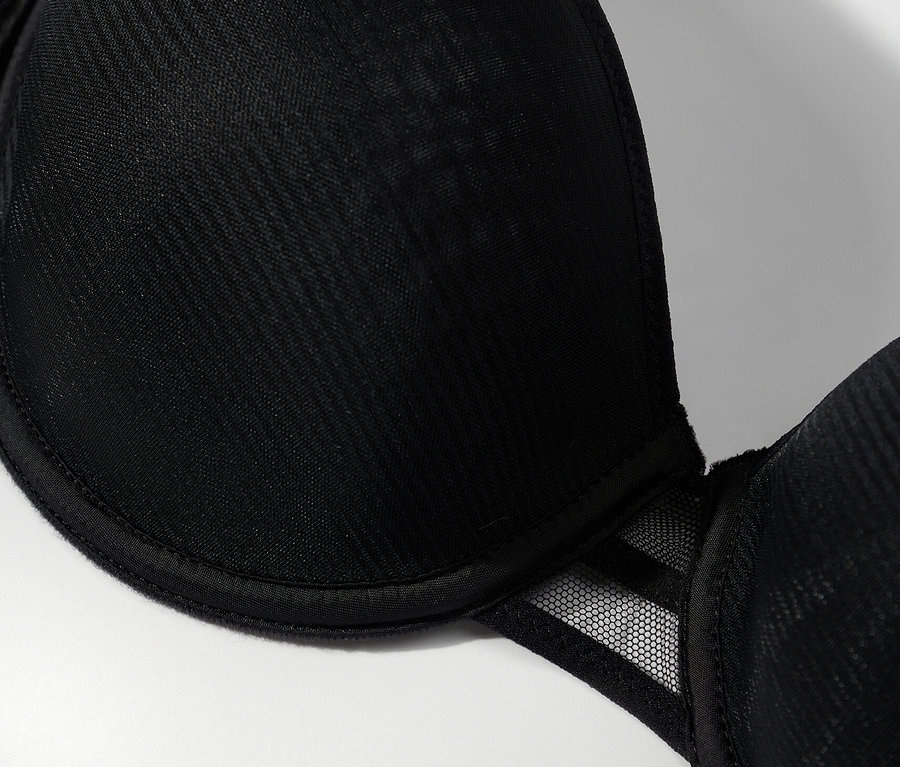 Detailaufnahme von Passionata Spacer-BH »Nais«, Black.