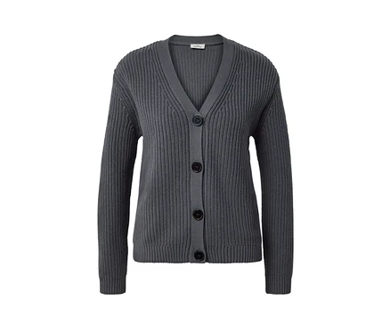 Anthrazitfarbener Grobstrick-Cardigan mit Knöpfen.