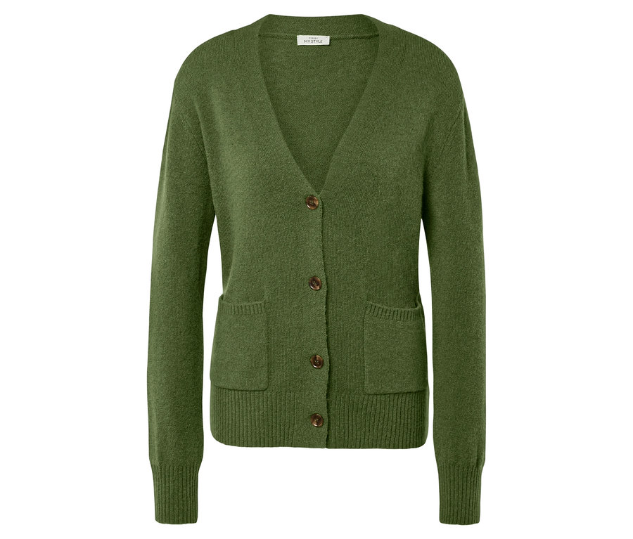 Grüne Strickjacke mit V-Ausschnitt und braunen Knöpfen.