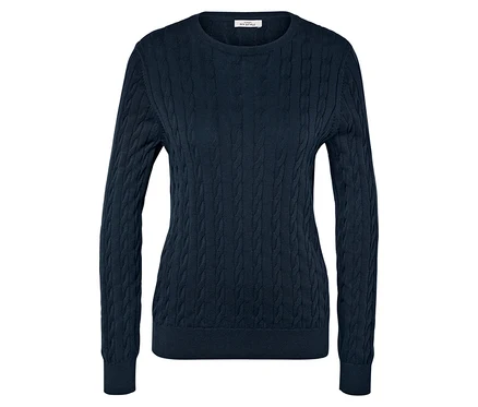 Marineblauer Strickpullover mit Zopfmuster und langen Ärmeln.
