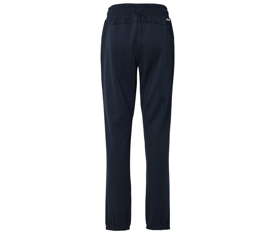 Dunkelblaue Trainingshose mit Gummizug, von hinten fotografiert.