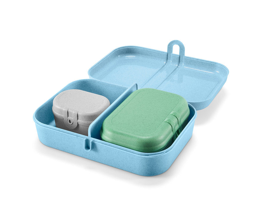 Eine geöffnete blaue Brotdose enthält eine graue und eine grüne 3 To-go-Dosen.
