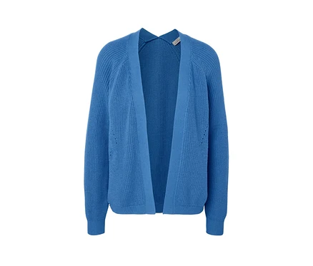 Ein blauer, offener Cardigan vor einem weißen Hintergrund.