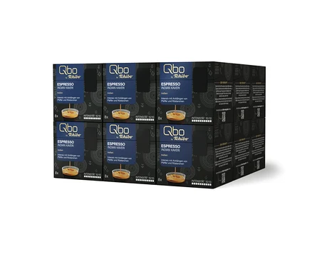 Mehrere Qbo by Tchibo Espresso Indian Kaveri Packungen sind gestapelt zu sehen.