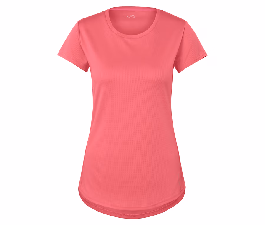 Ein rosafarbenes Sport-T-Shirt mit kurzen Ärmeln auf einem weißen Hintergrund.