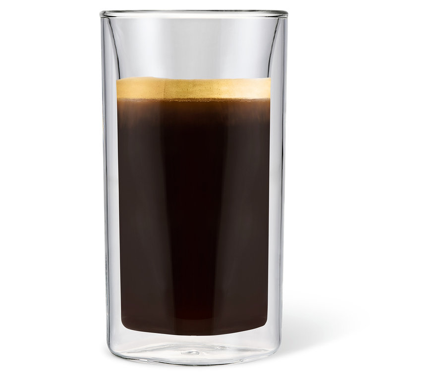 Kaffee in einem Latte Macchiato Glas.
