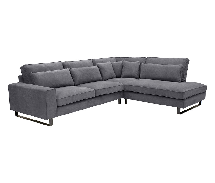 Graues Ecksofa mit Kissen auf schwarzen Metallbeinen.