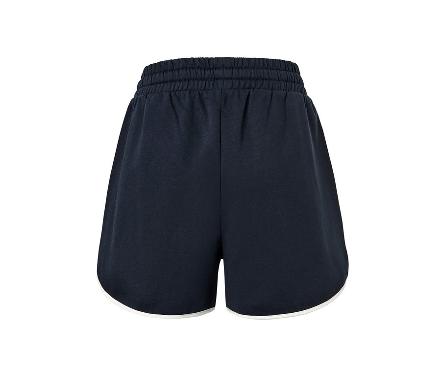 Dunkelblaue Sweatshorts mit weißem Saum.
