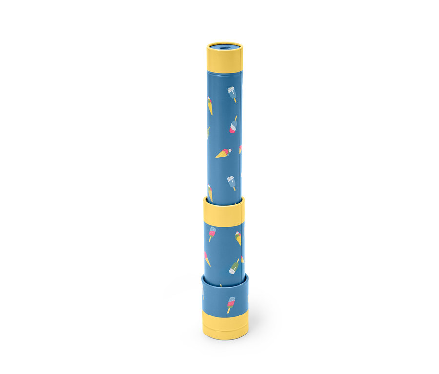Blaues Spiel-Fernrohr mit Eis-Muster.