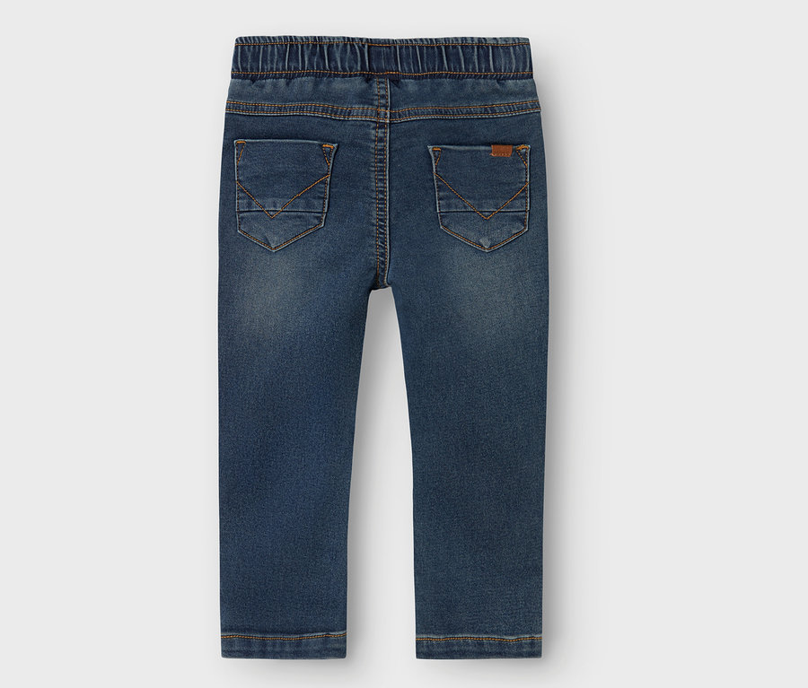 Rückansicht einer blauen NAME IT Sweat-Jeans mit elastischem Bund.