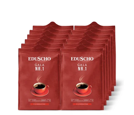Mehrere Packungen Eduscho Gala Nr. 1 Pads, jede mit einer Tasse Kaffee darauf.