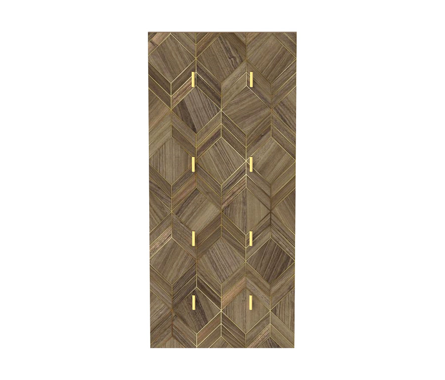 Hakenpaneel »Glenn«: Rechteckiges Holzpaneel mit geometrischem Muster aus hellen und dunklen Holztönen, akzentuiert durch dünne goldene Linien und sechs kleine goldene Haken.
