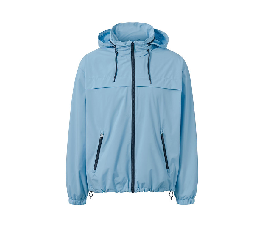 Helleblaue Windbreaker-Jacke.