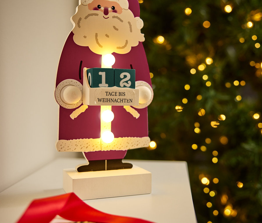 Dekorative Weihnachtsmann Holzfigur mit Countdown bis Weihnachten.