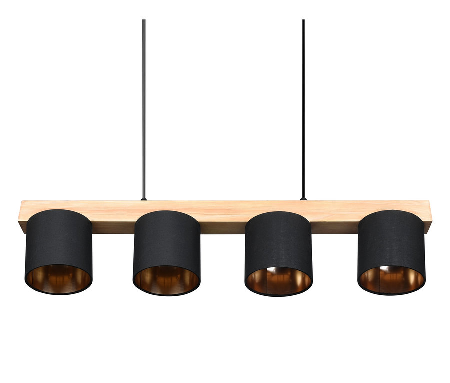 Eine Trio Pendelleuchte »Cameron«, schwarz, mit vier schwarzen Lampenschirmen hängt an einem Holzbalken.