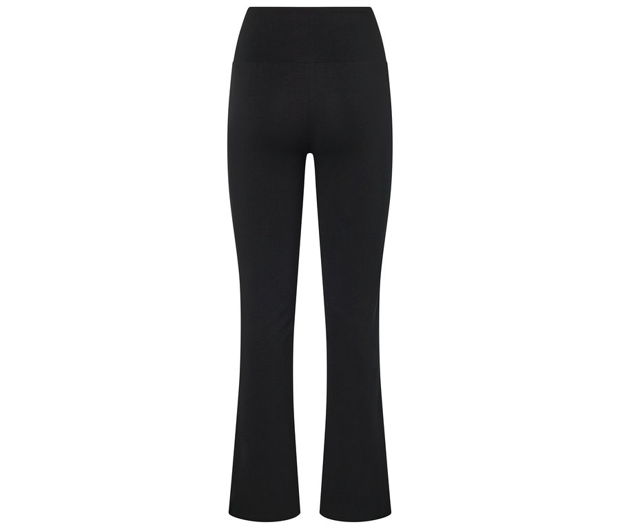 Schwarze ausgestellte Hose von hinten.