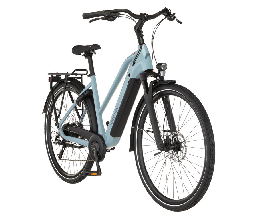 FISCHER Trekking-E-Bike VIATOR MOVE mit Trapez-Rahmen in Mittelgröße, seitlich auf einem weißen Hintergrund.