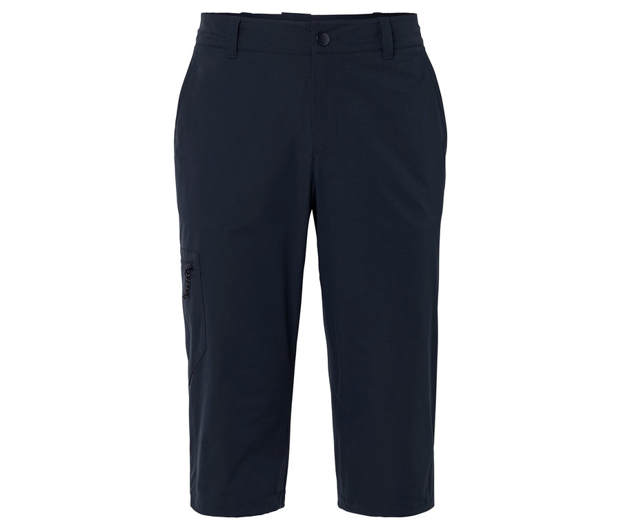 Nahaufnahme einer marineblauen Dreiviertelhose mit Seitentasche.