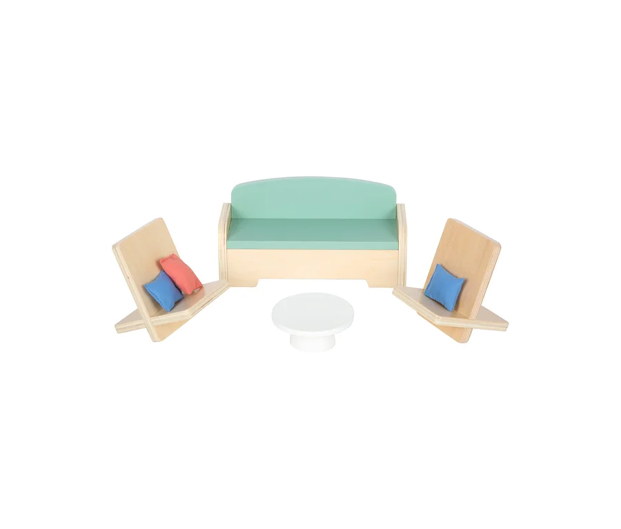 Puppenhaus »Traumvilla XL« Interieur: Helles Holzsofa mit mintfarbener Sitzfläche, zwei Stühle mit Kissen und ein runder Tisch.