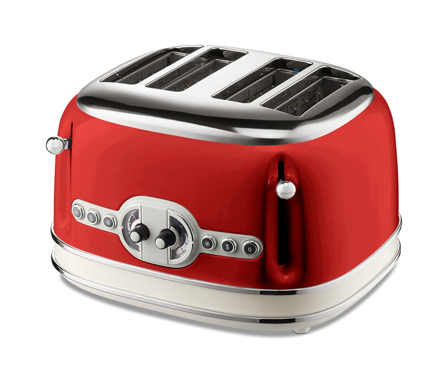 Ein roter Toaster für 4 Scheiben.