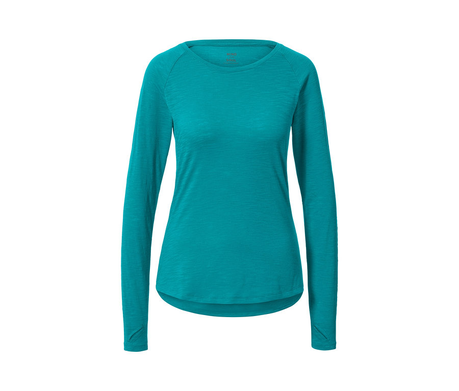 Türkisfarbenes Langarm-Sportshirt.